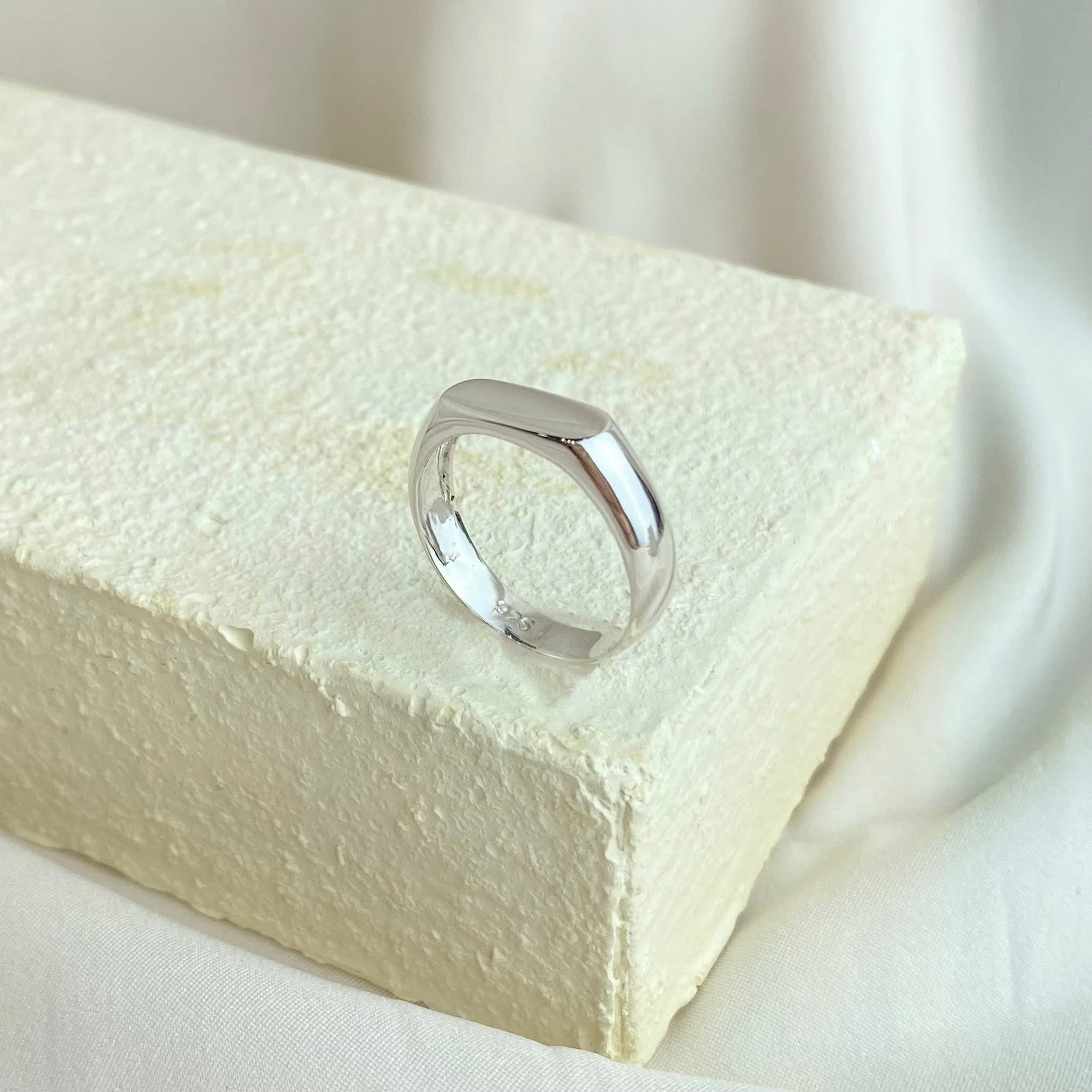 Nhẫn Dori Square Ring